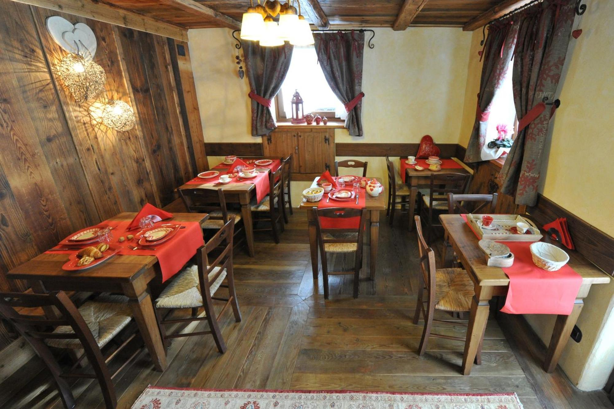 Affittacamere Petit Coeur Champoluc Esterno foto