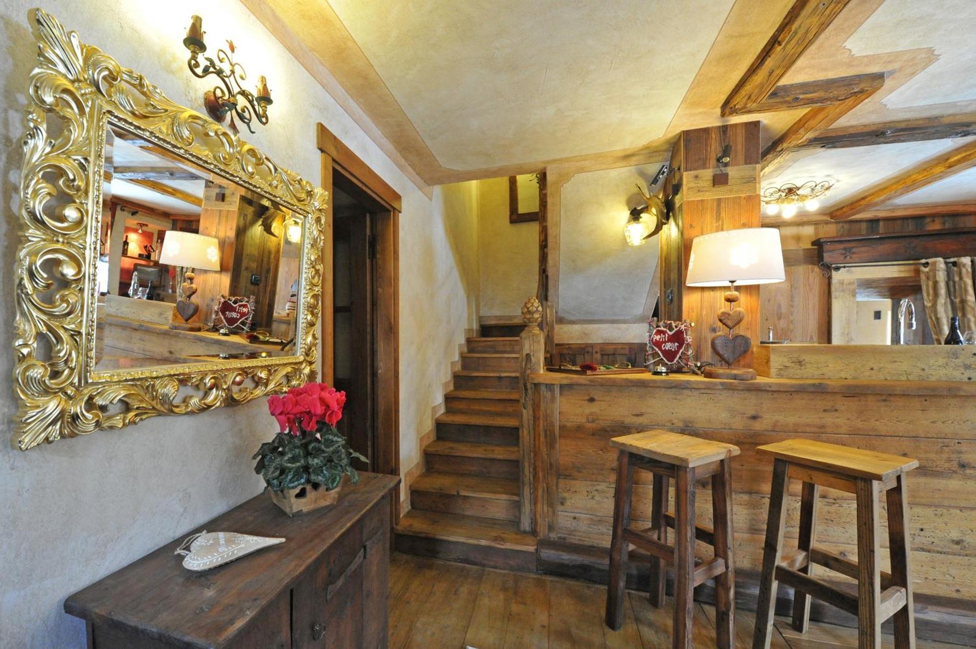 Affittacamere Petit Coeur Champoluc Esterno foto